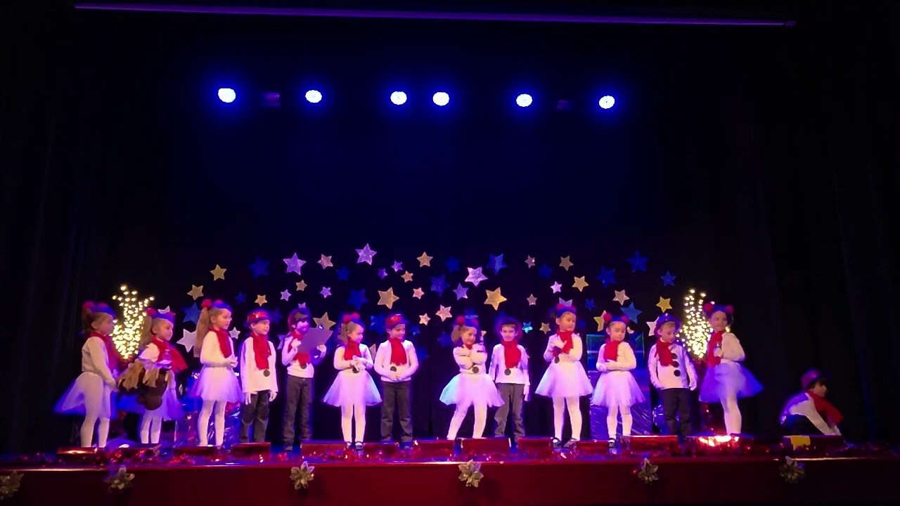 Actuación 5 años, teatrillo “Villanci-caos navideño”