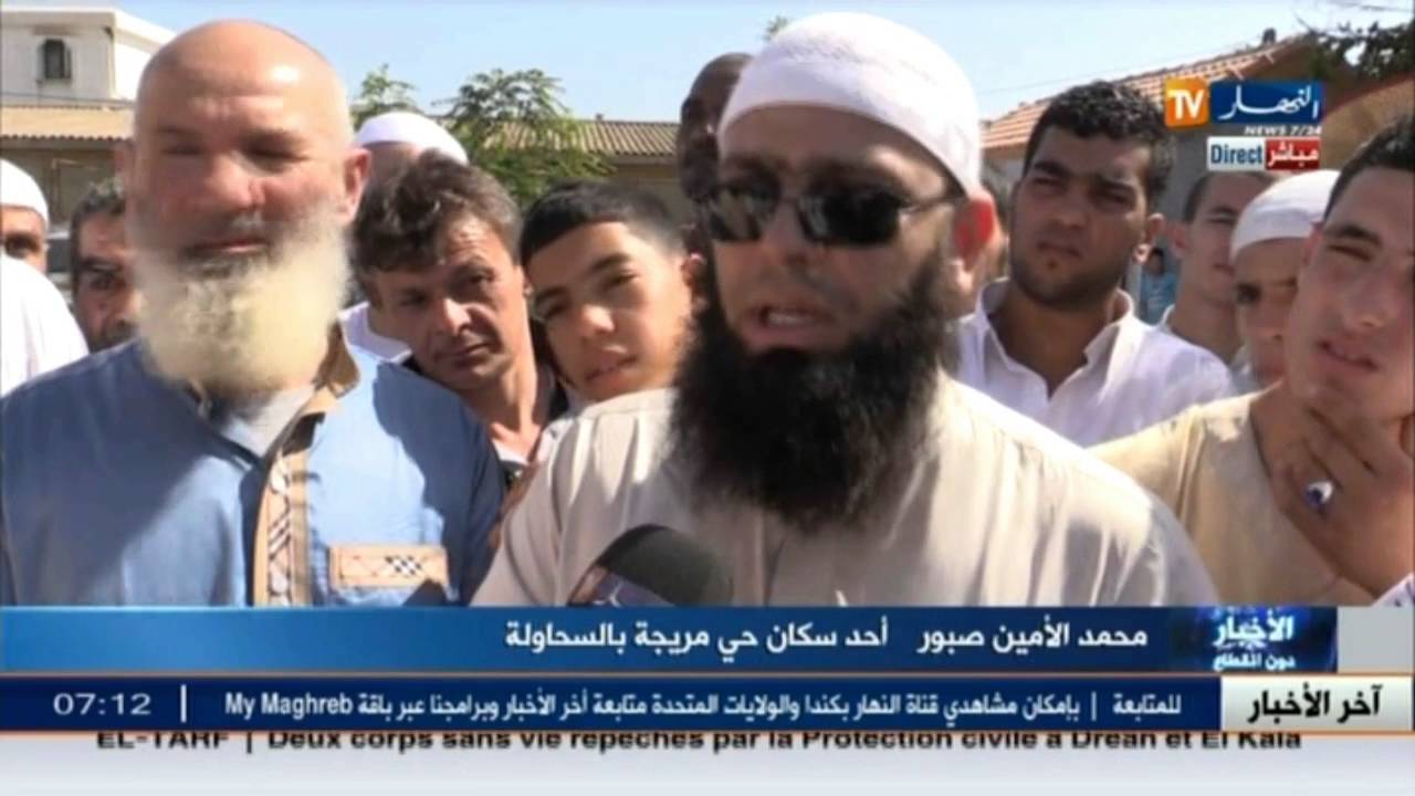 دين : وشايات توقف الأئمة.. و مصلون في وقفة رجل واحد حفاظا على إستقرار مسجدهم