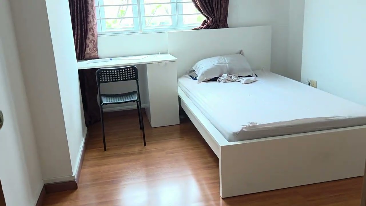 Dunman place immediate room.near Tg Katong and Paya lebar mrt 