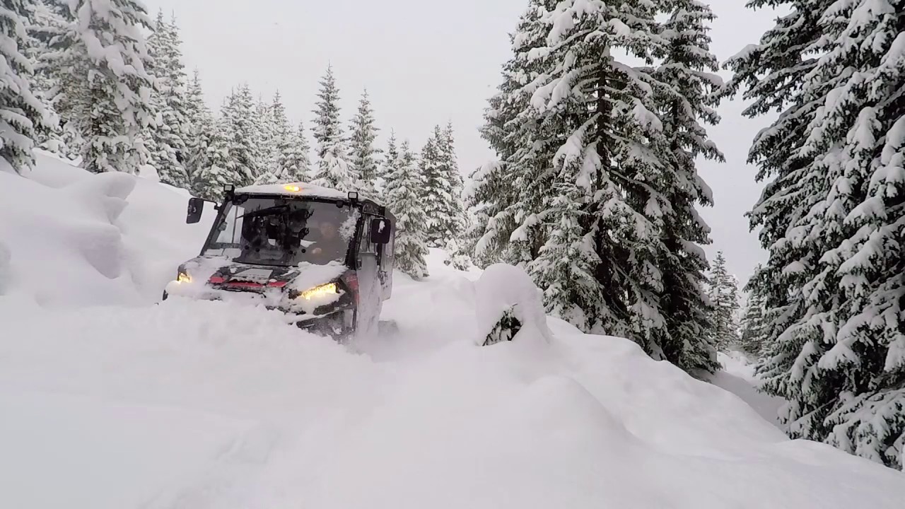 Polaris Ranger  900 xp UTV with Tatou UTV 4s1 Raupen Gopro Hero5