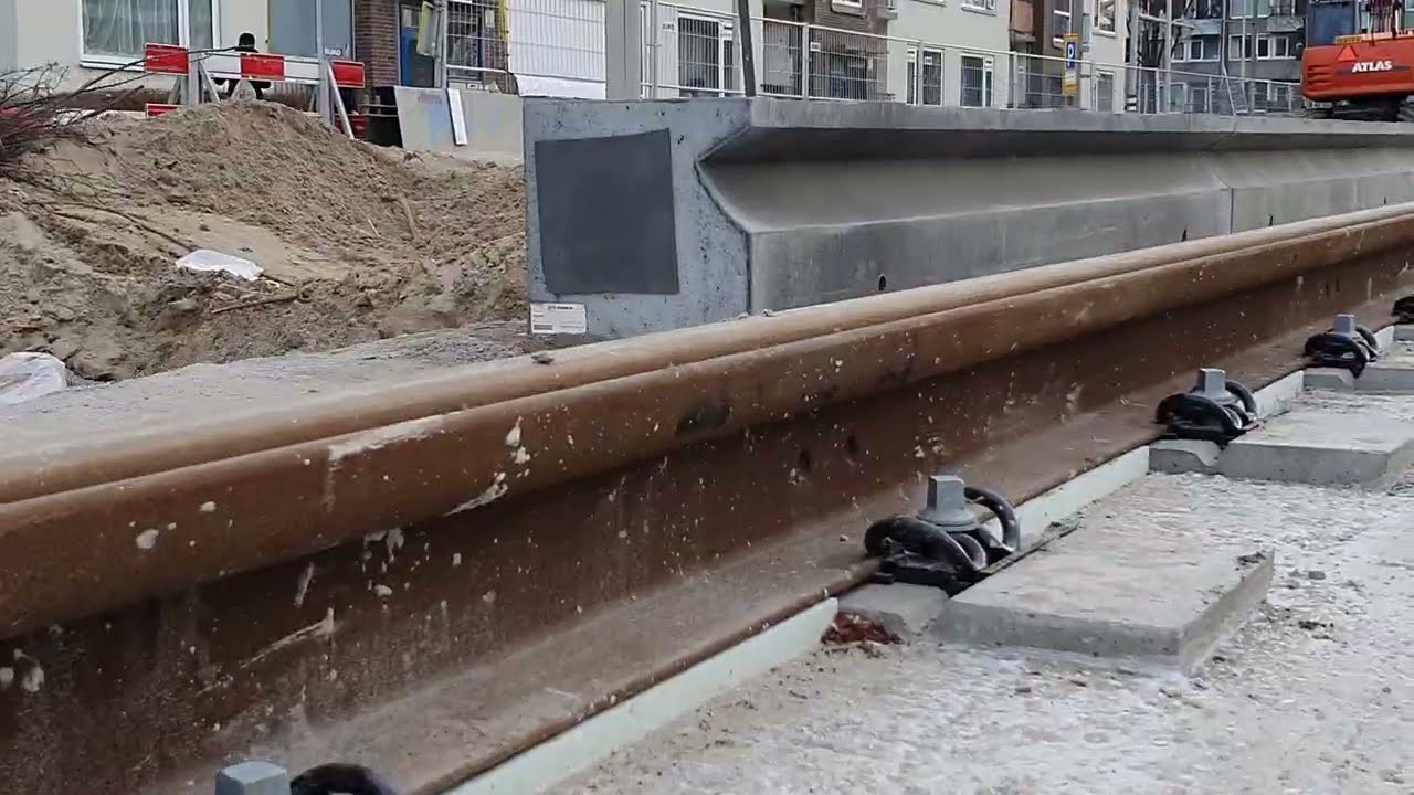 Renovation of Dutch tram tracks, part 1
