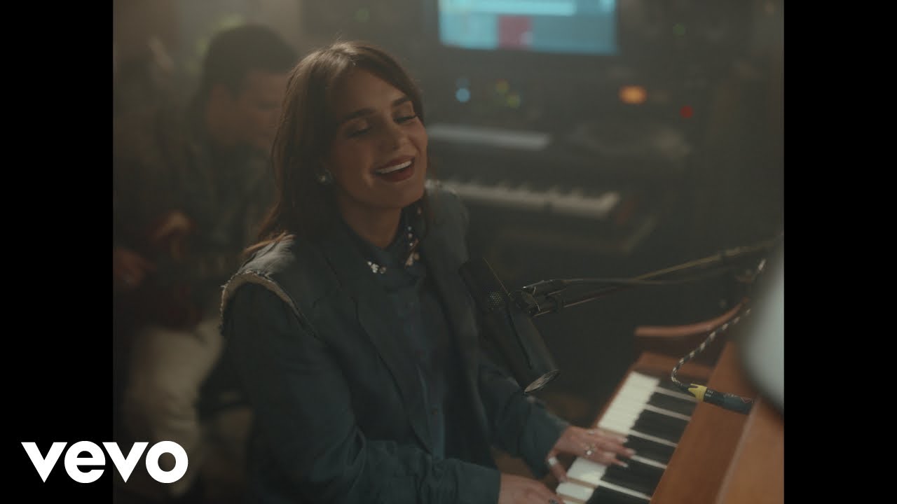 Franni Cash - Jesus All Along (Official Music Video)