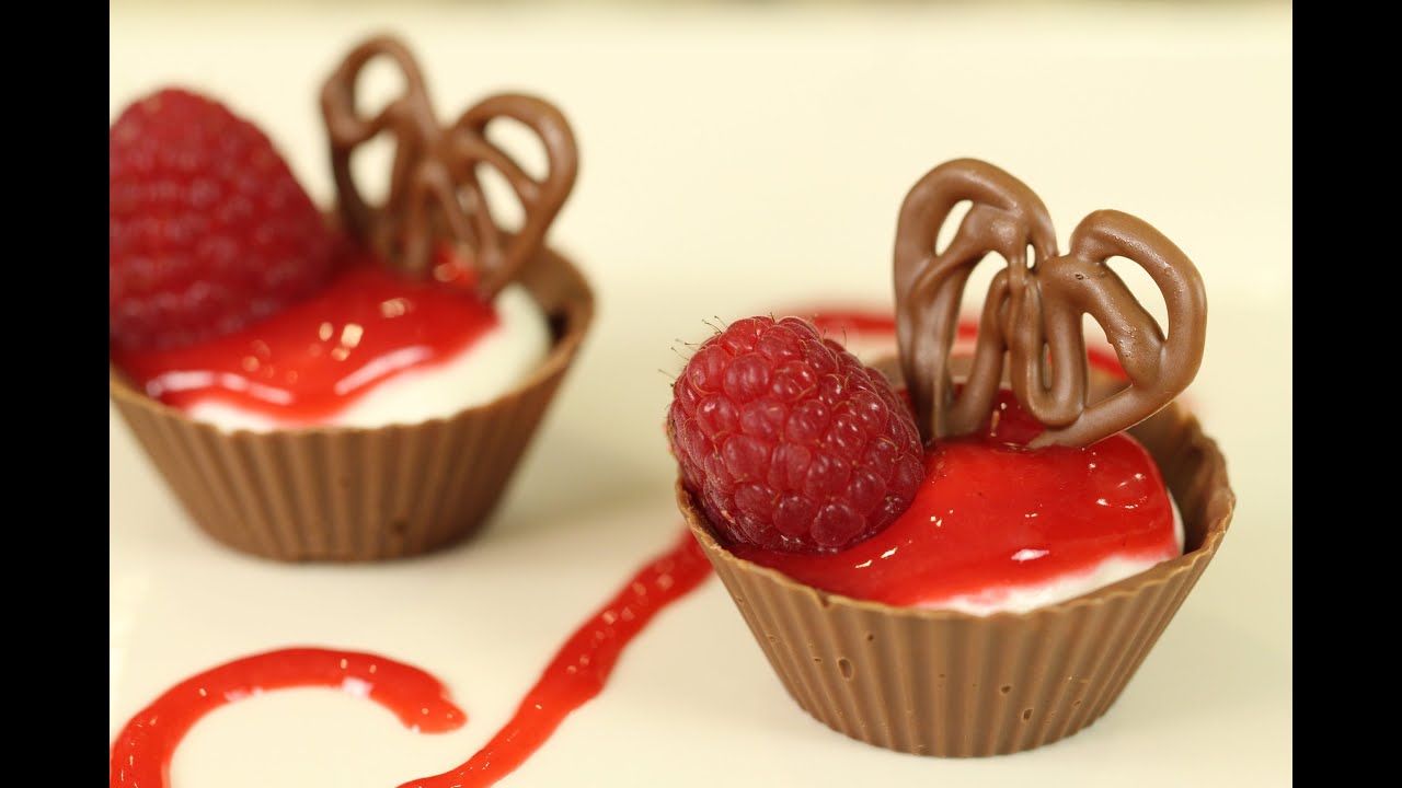 Chocolate Cheesecake Cups With Raspberry Sauce by Rockin Robin