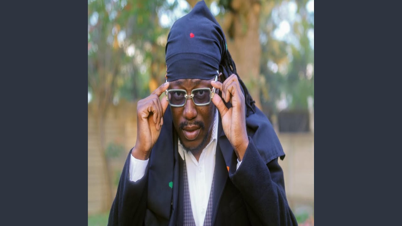 Uyu Ndiani