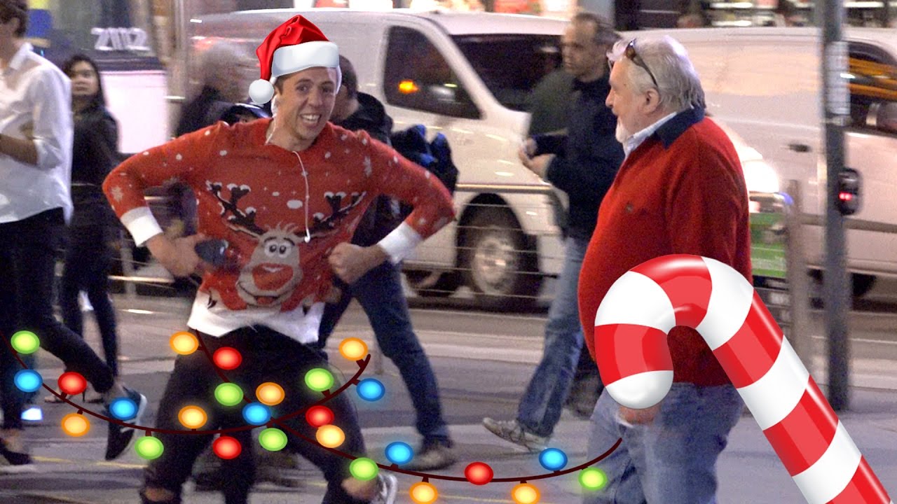 Mariah Carey - All I Want For Christmas Is You (In Public)