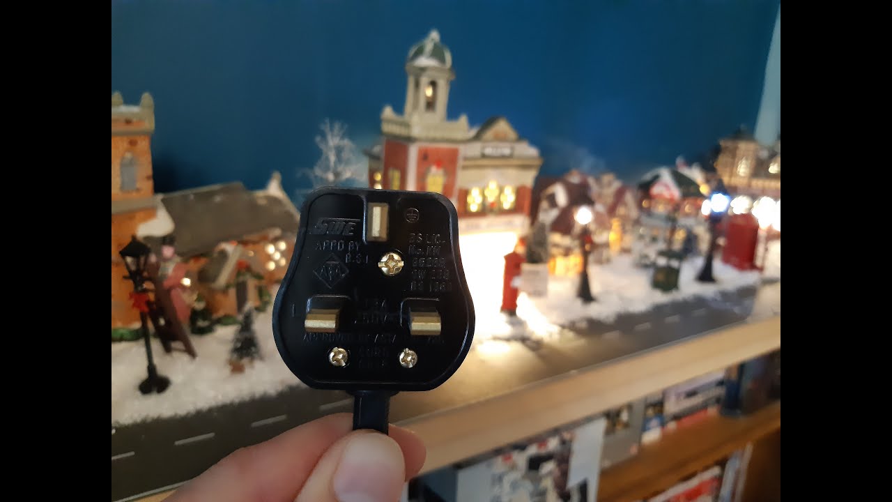 How to wire your Lemax Christmas village on to 1 string of mains powered LED lights 240V