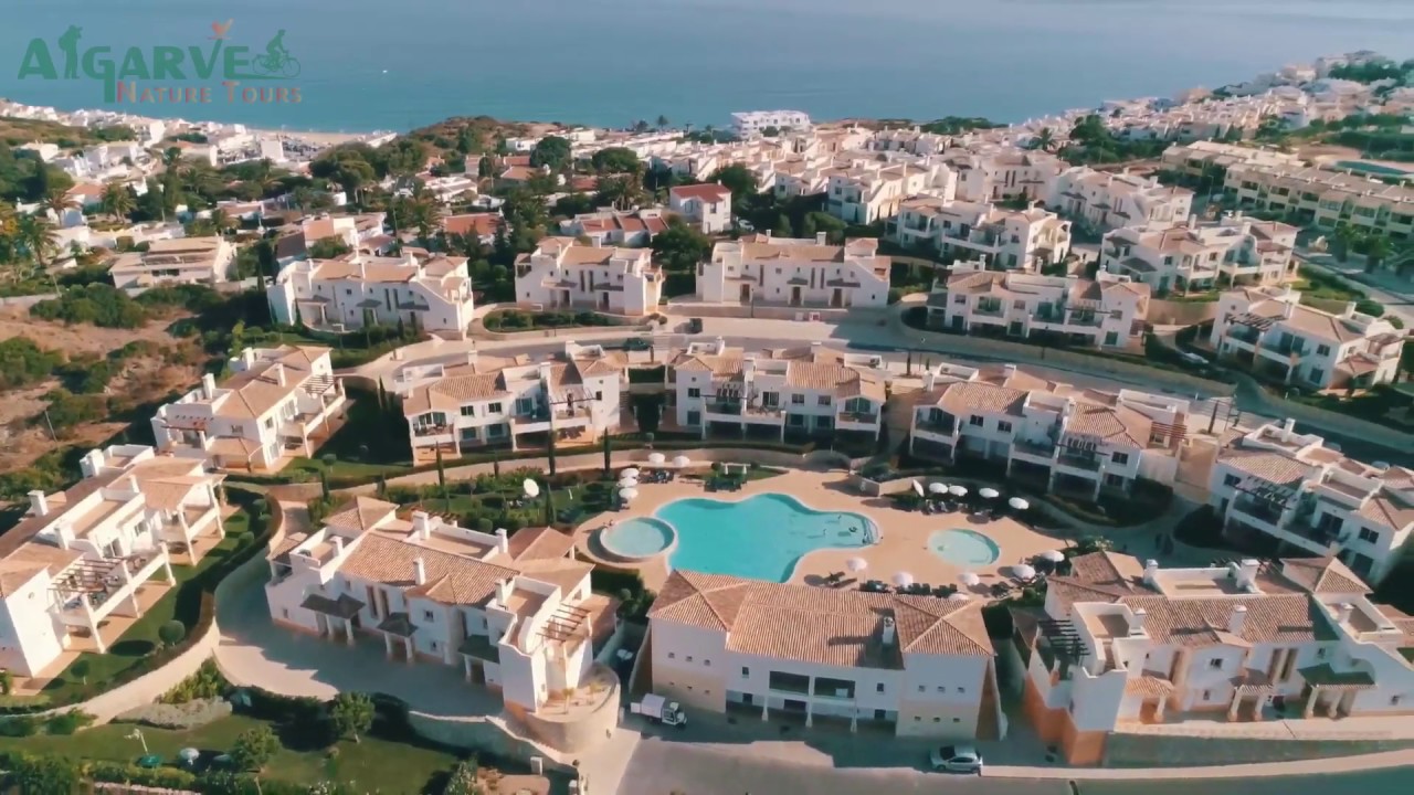 19/30 A perfect place to stay with your familly in Salema by Algarve Nature Tours