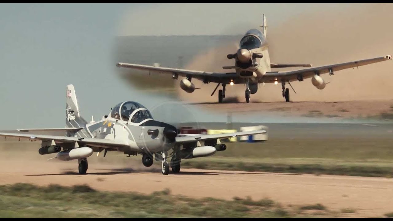 AT-6B WOLVERINE vs A-29 SUPER TUCANO *OA-X Rough Field Landing & Take-off's