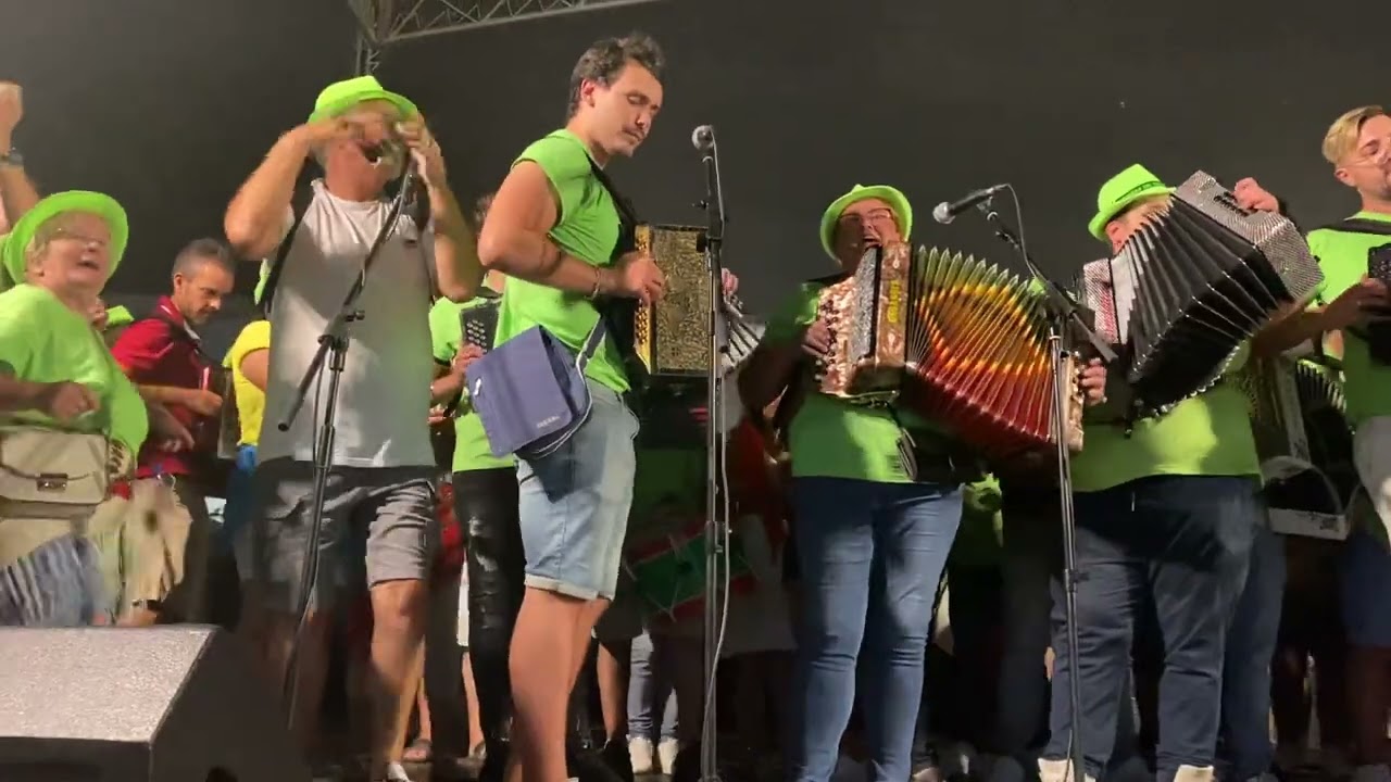 Musicien Alberto afonso rio lima na ponte da barca (23-08-2022)