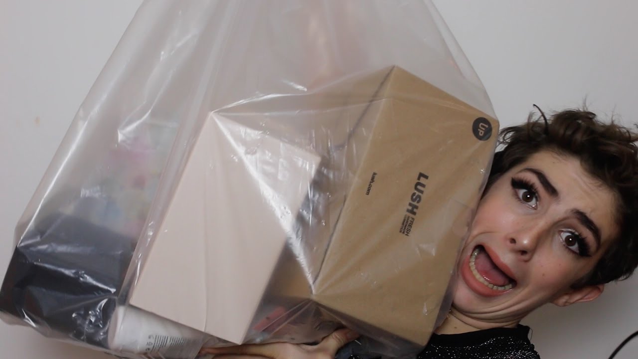 P O Box Haul / Blogger Mail | VLOGMAS