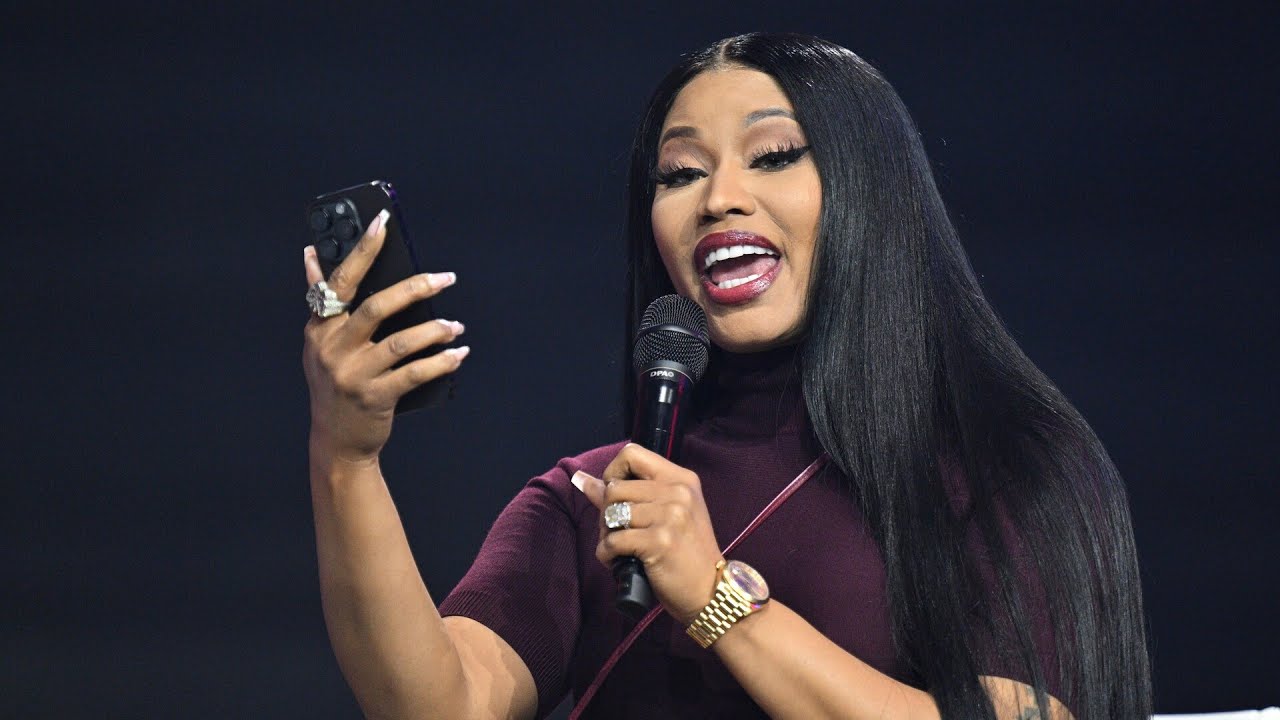 ‘The world is watching’: Nicki Minaj calls out anti-ICE protesters following church storming