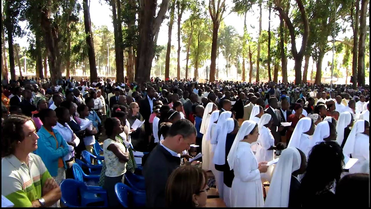 Missa no Kuito - Bié - Angola - África.