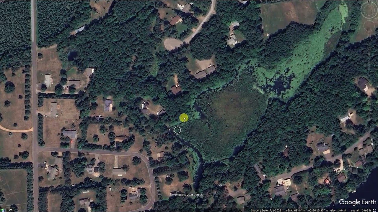 Weird history of roads near West Evans Bay in Phillips, WI