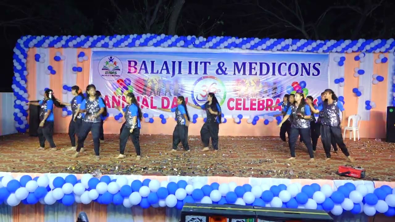 BALAJI HIGH SCHOOL–SANTHAMAGULURU,36TH ANNUALDAY CELEBRATIONS,8TH CLASS IIT GIRLS, MIX SONG