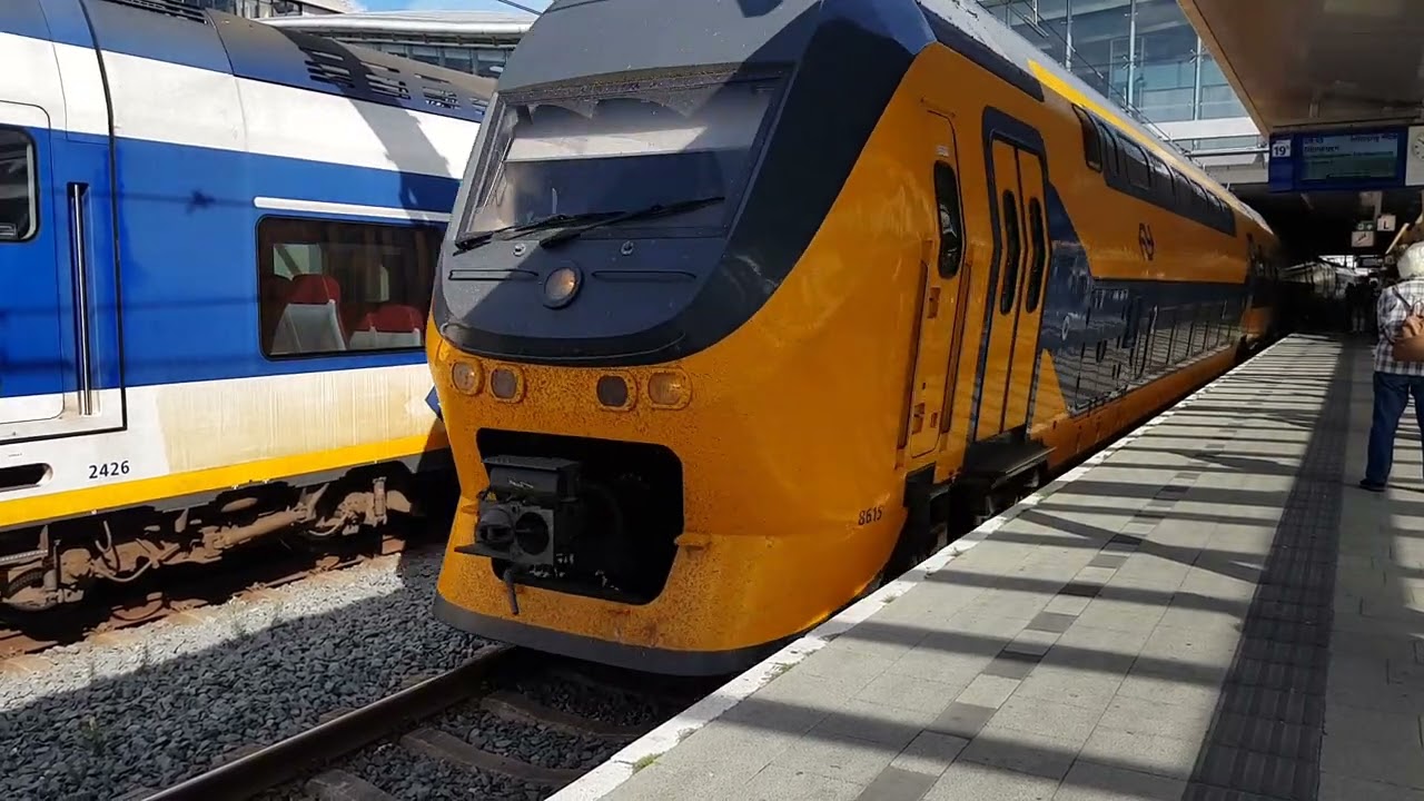 NS VIRM Regio Runner 8615 Arriving at Utrecht Centraal Station on 21/06/22