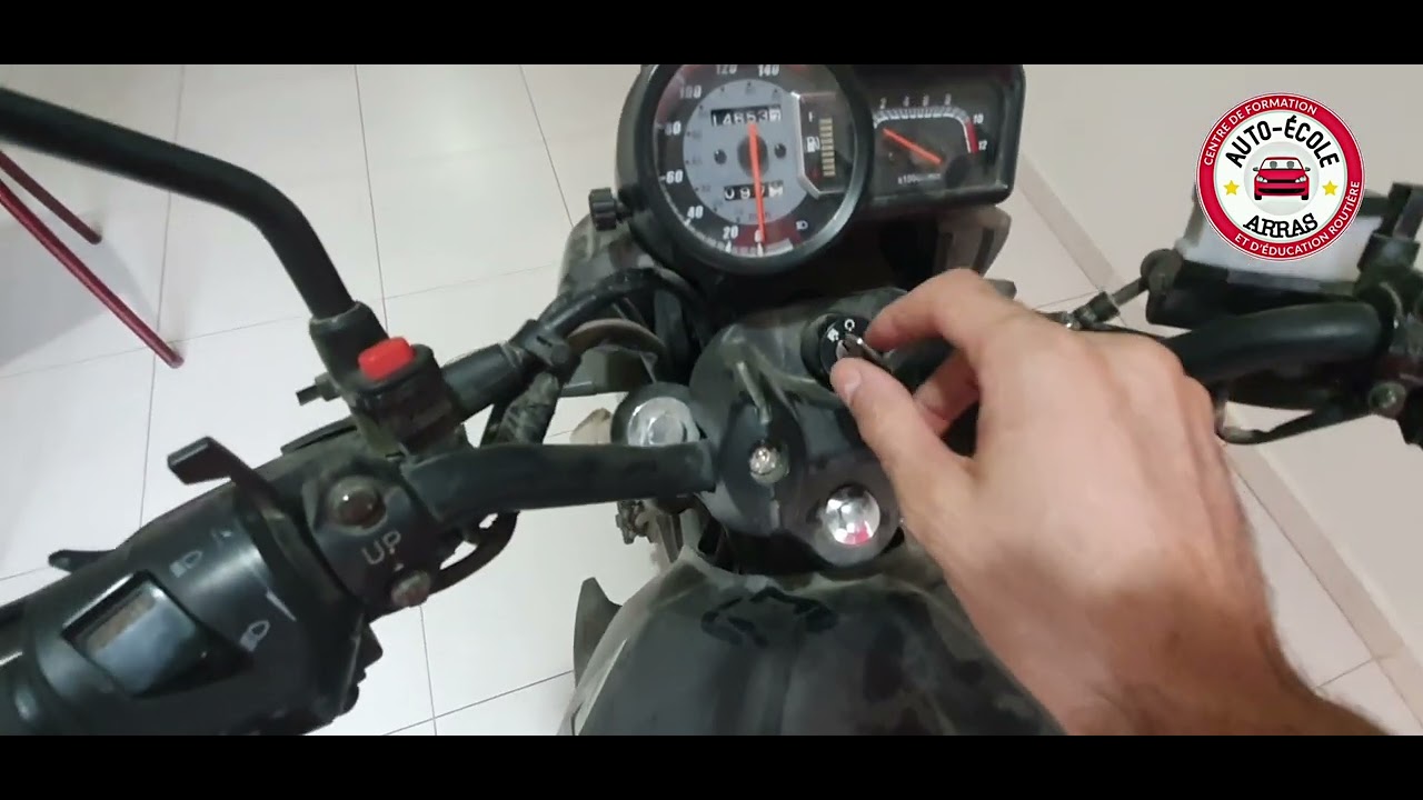 تعلم سياقة الدراجة النارية فيتاس بطريقة سهلة وبسيطة . #تعليم_السياقة#للمبتدئين