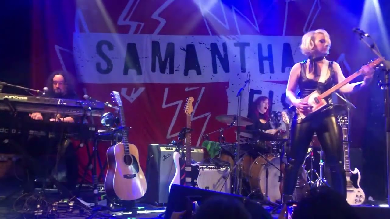 Samantha Fish playing 