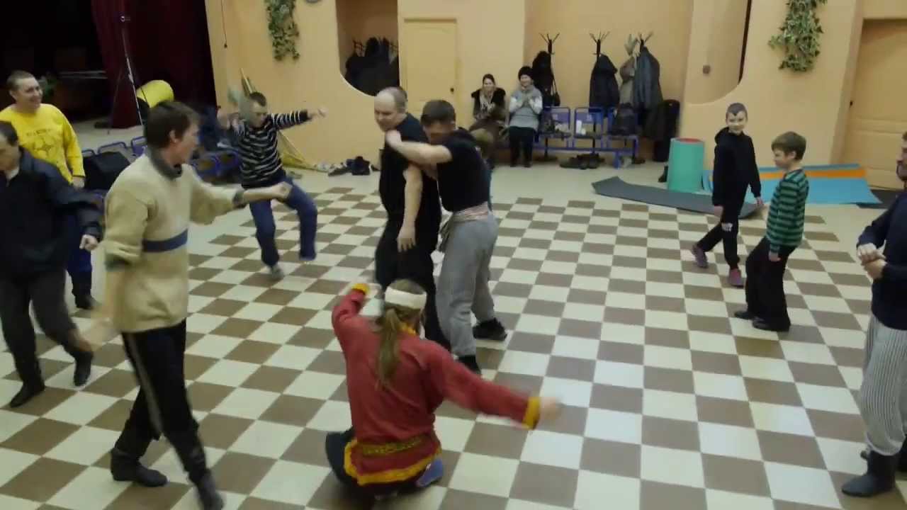 Русская пляска под гармонь - Сизьма 2014