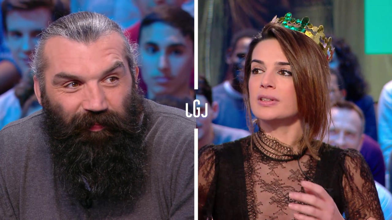 La galette des rois d’Ornella - Le Grand Journal du 06/01 – CANAL+