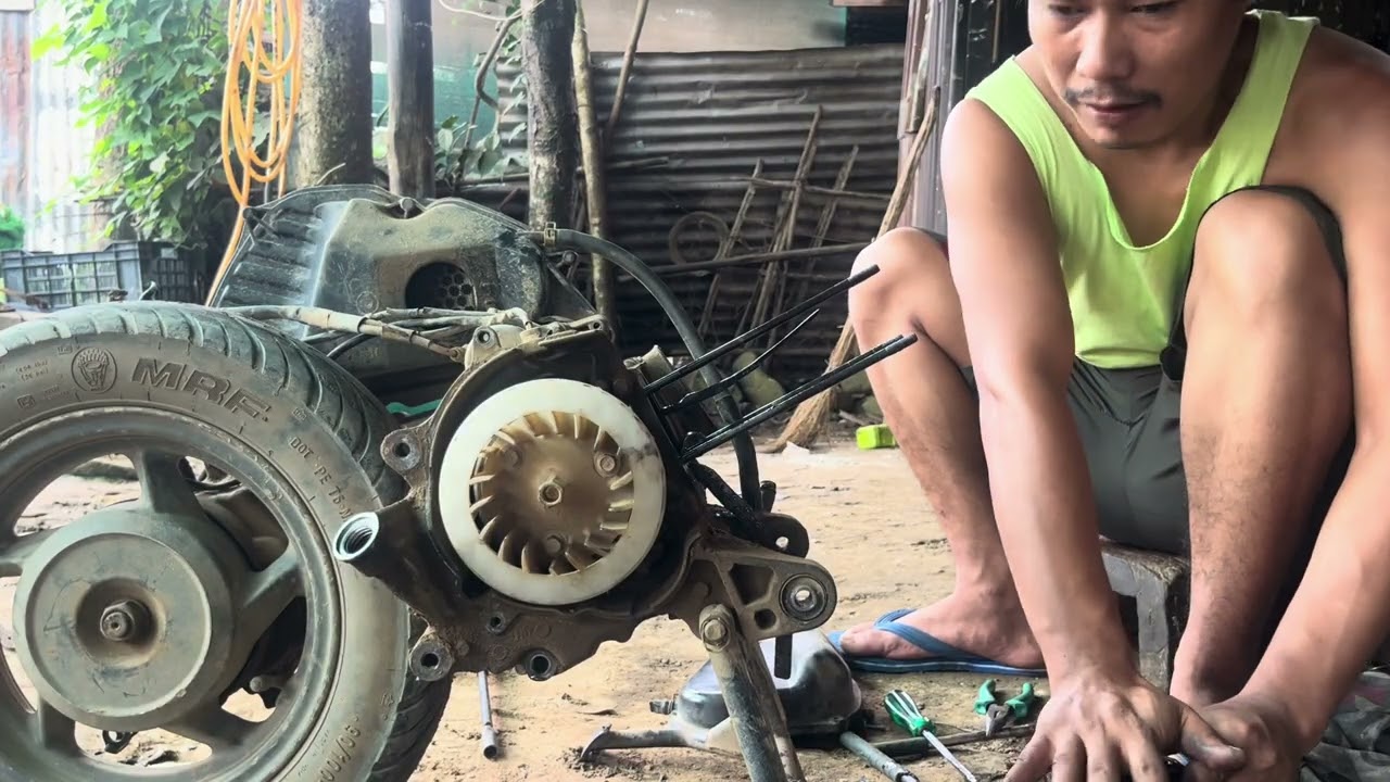 Hero maestro scooty half engine repair 