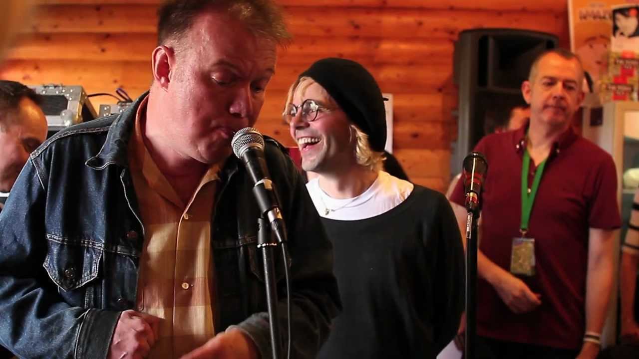 Edwyn Collins, Tim Burgess and Roddy Frame- A Girl Like You (At Tim Peaks- Kendal Calling 2012)