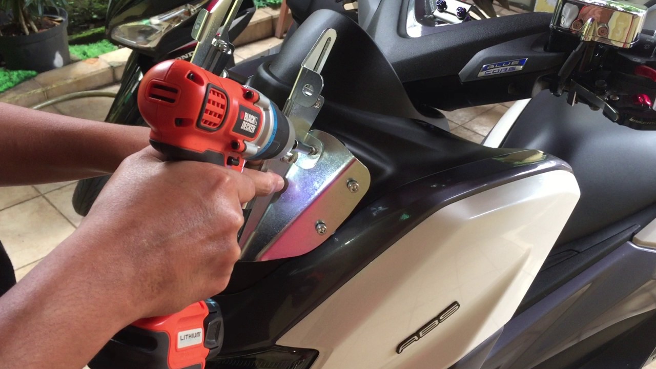 Pasang Bracket SerPo Untuk Yamaha Nmax