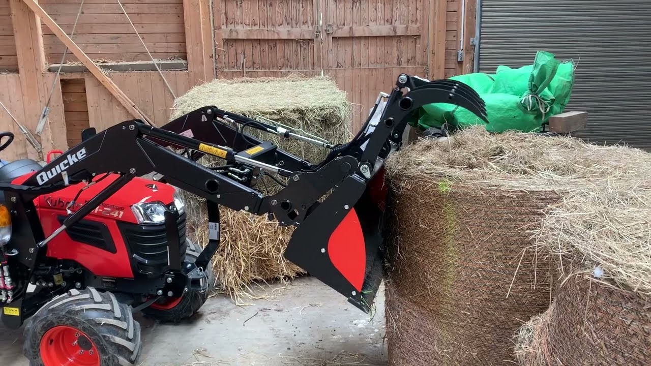 C-series and implements from Quicke in action!