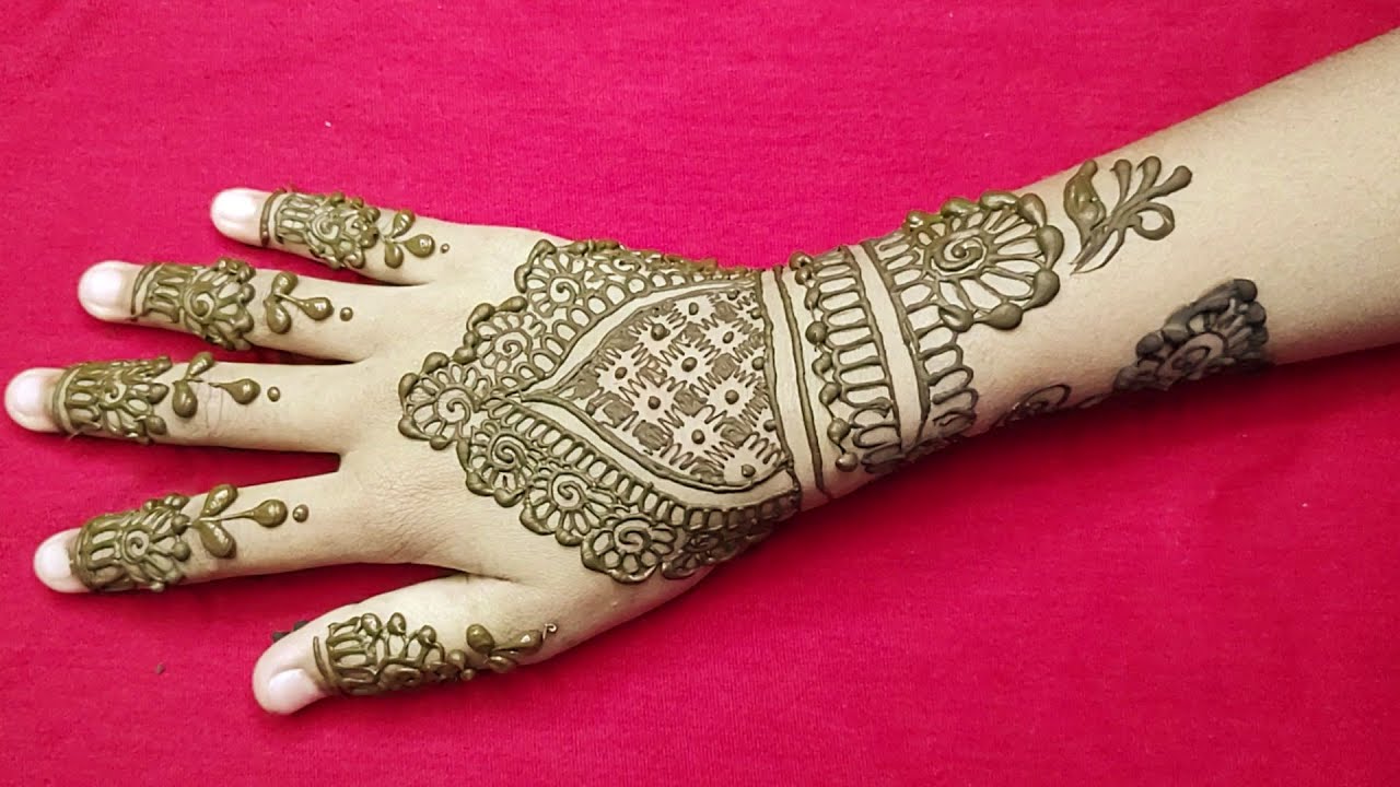 New stylish mehndi design || Back hand mehndi design |roop mehndi arts