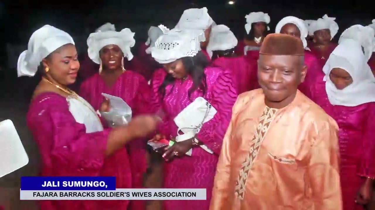 JALI SUMUNGO WITH SOLDIERS WIVES ASSOCIATION OF FAJARA BARRACKS! ( WULI BAND EXCLUSIVE)
