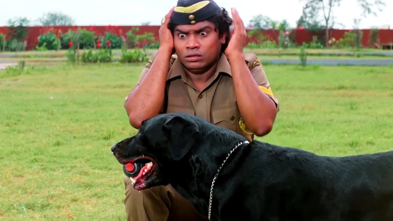 अबे वो बॉल नहीं बम है! 😂 जॉनी लीवर की कॉमेडी का मज़ेदार ब्लास्ट 🤣 हंसी नहीं रुकेगी! बेस्ट कॉमेडी सीन