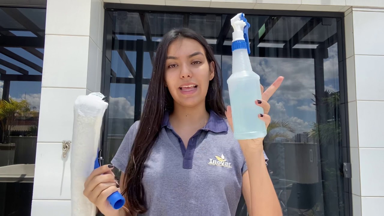 Limpeza de vidro rápida e prática- Rodo limpa vidros
