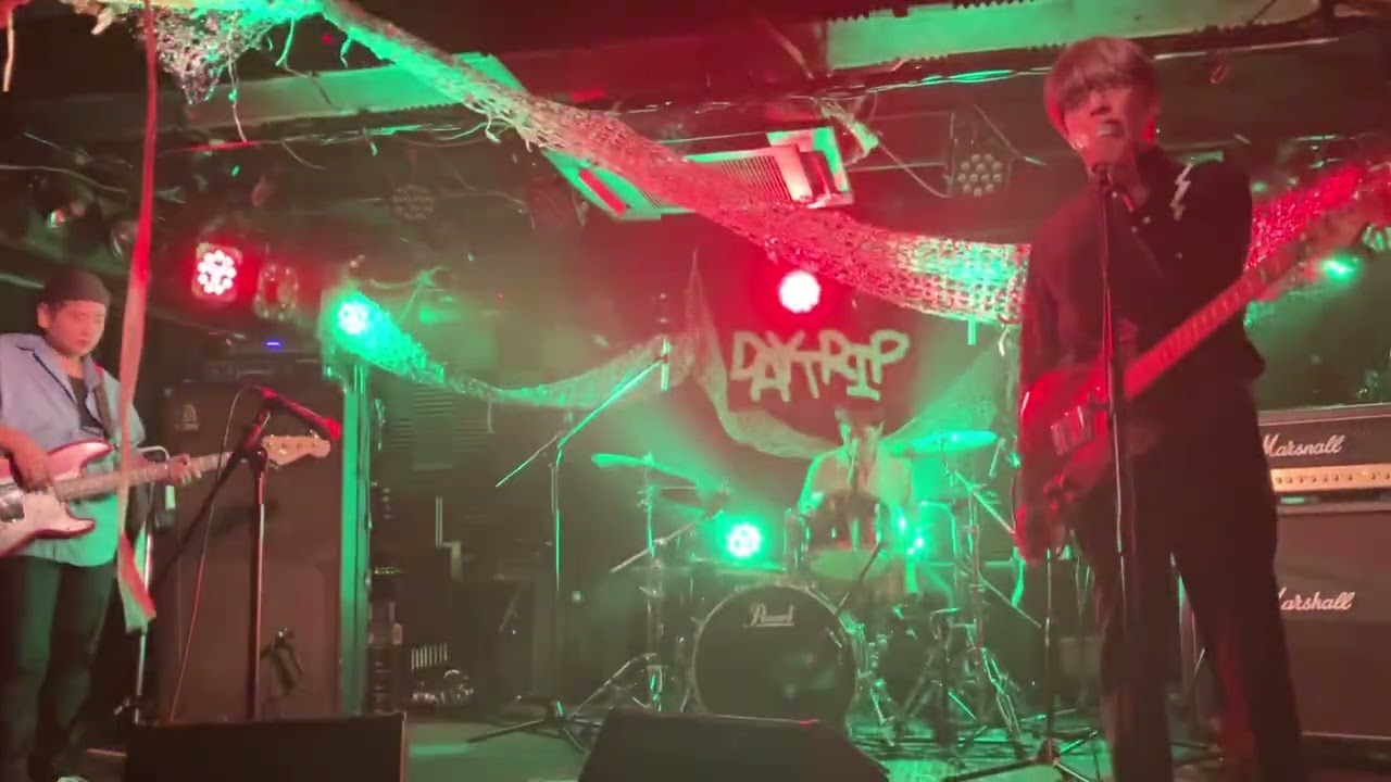 6EYES LIVE 