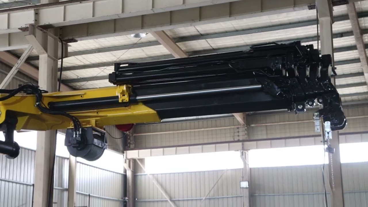 BOB-LIFT 25T Knuckle Boom Crane | Precision for Heavy-Duty Marine Operations