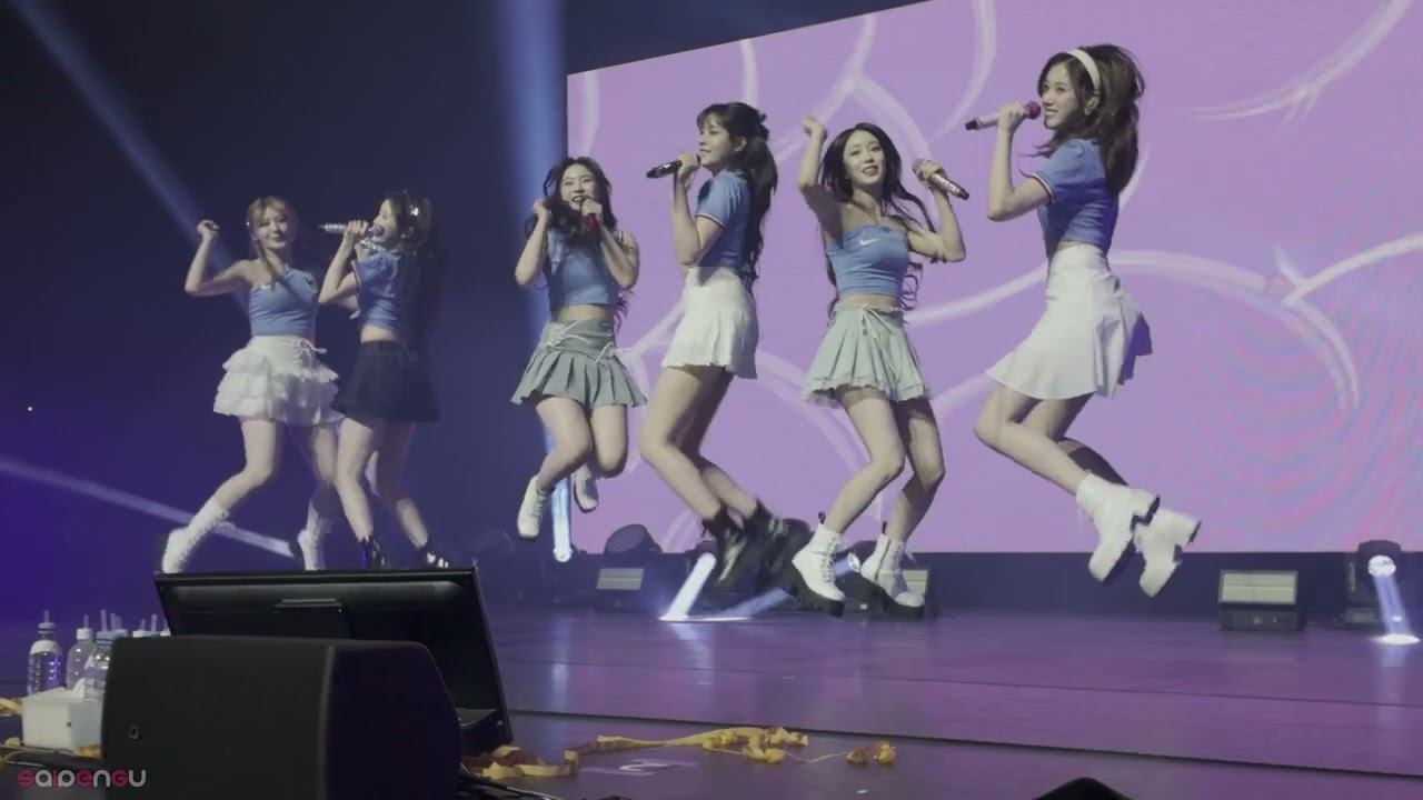 STAYC 스테이씨 - TEDDY BEAR [Salle Pleyel/Paris/240305] Fancam 직캠 HLG