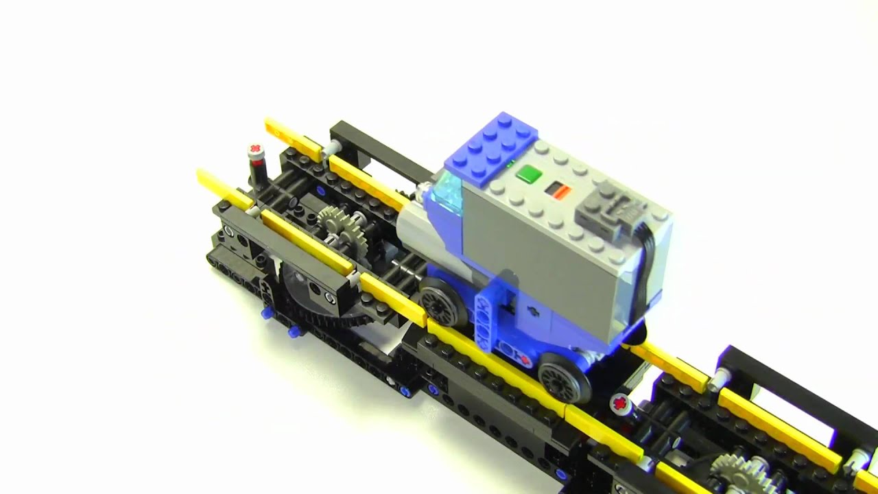 Train and Turntable : LEGO Train