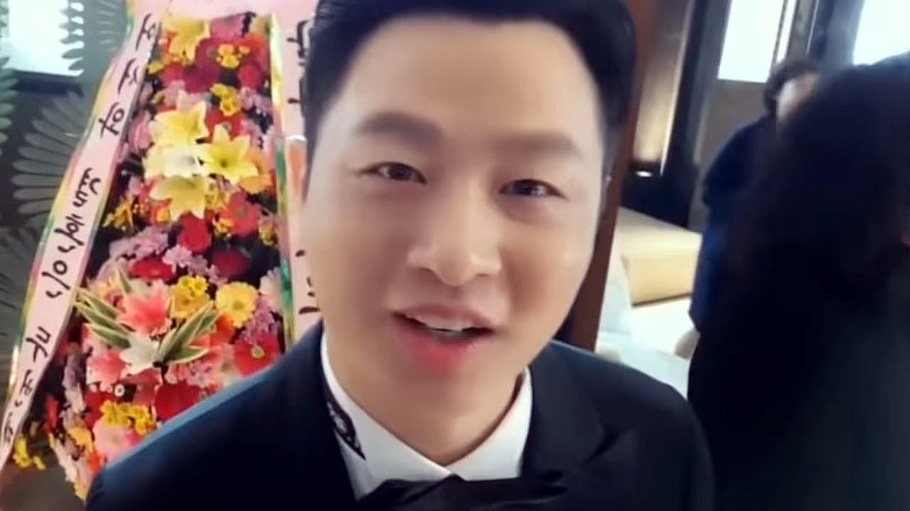 개그맨 총출동! 유상무 결혼식 현장인터뷰 방송! 181028 [1] - KoonTV