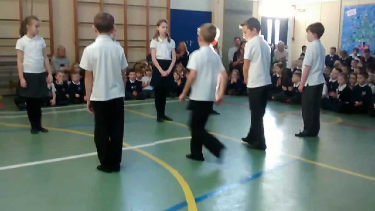 Meiklemill Pupils Dancing 