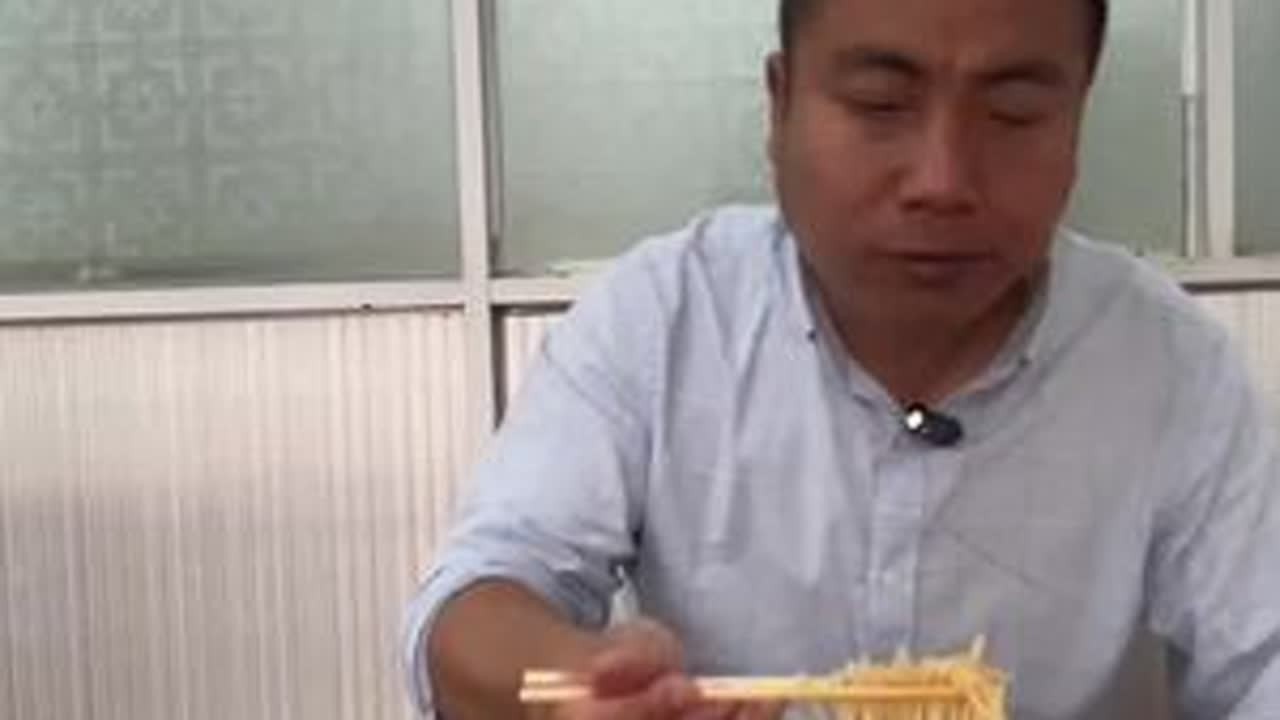 开着面包车穷游全国，沿海线防城港到钦州，北部湾边海吃桂林米粉 #自驾游 #旅行 #户外美食 #g228滨海公路 #钦州