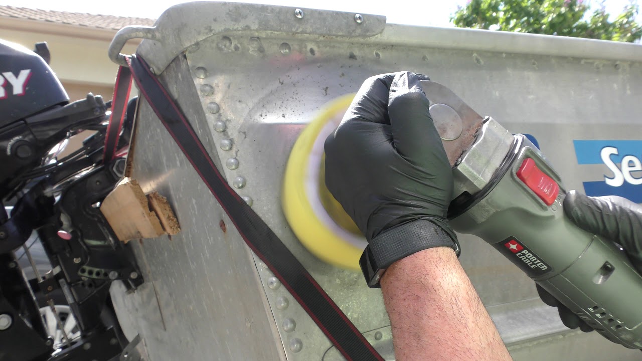 Blue Premium Metal Polish