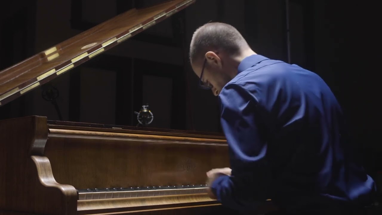 Keith Kirchoff plays Liszt: Cantique d'amour
