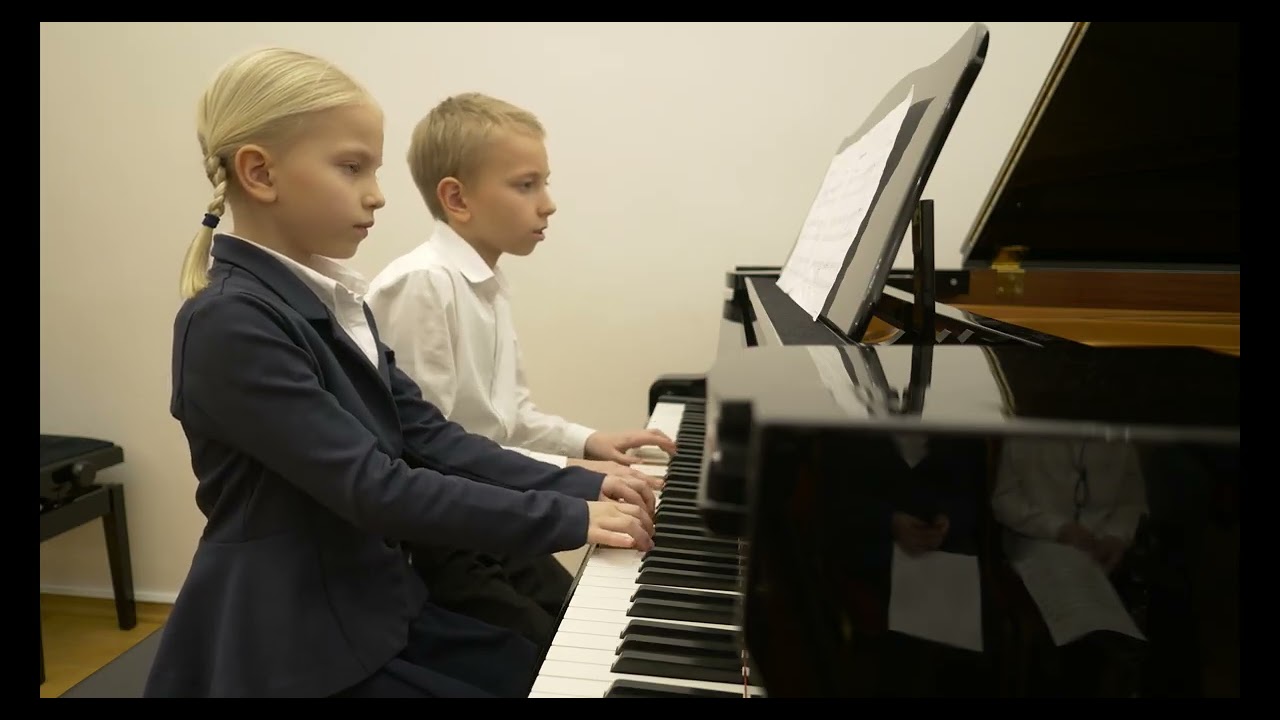 Xenia (7) & Konstanty (9) Zawidzcy koinkurs 