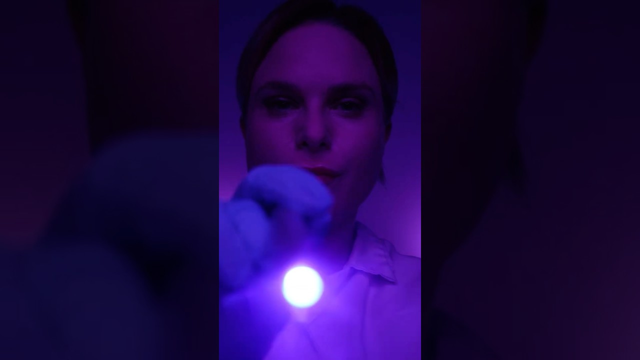ASMR Light Test with Coloured Paddles - Cranial Nerve Exam
