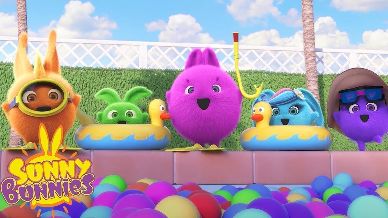 LET'S GO FOR A SWIM! | Sunny Bunnies | Video for kids | WildBrain Zoo