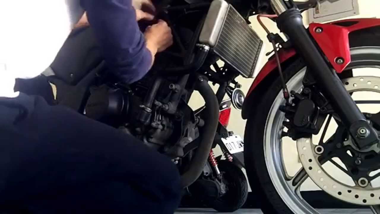 HONDA 2011 CBR250R Change coolant