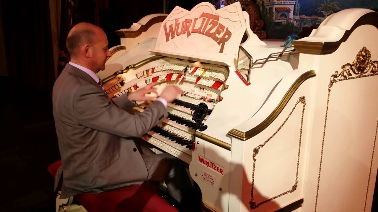 John Bowdler @ The Tower Ballroom Wurlitzer Blackpool 14th March 2014,