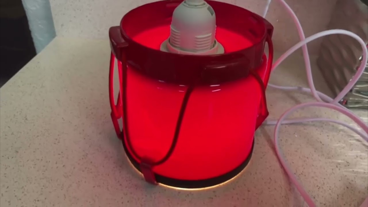 🐦 Hummingbird Feeder Heater &ndash; Keep Nectar Warm & Birds Happy in Freezing Temps! ❄️✨