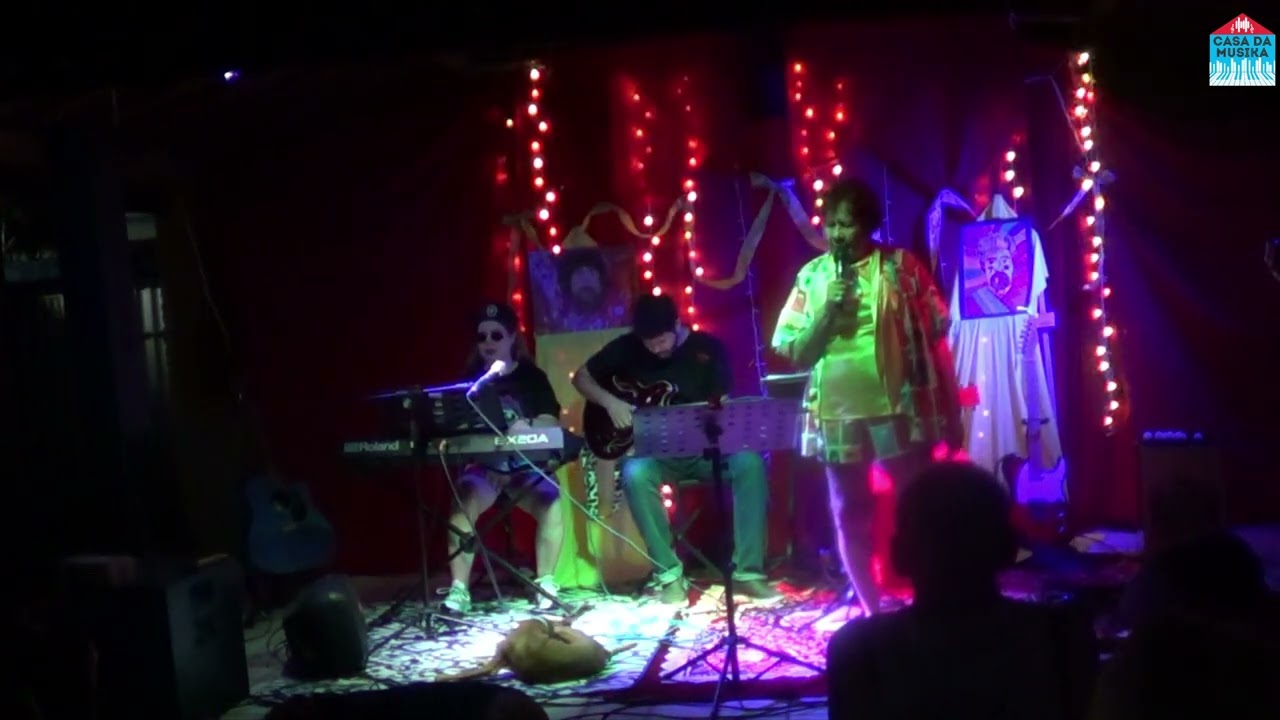 Medo da Chuva - Casa da Musika - Aluna: Grace Pontual