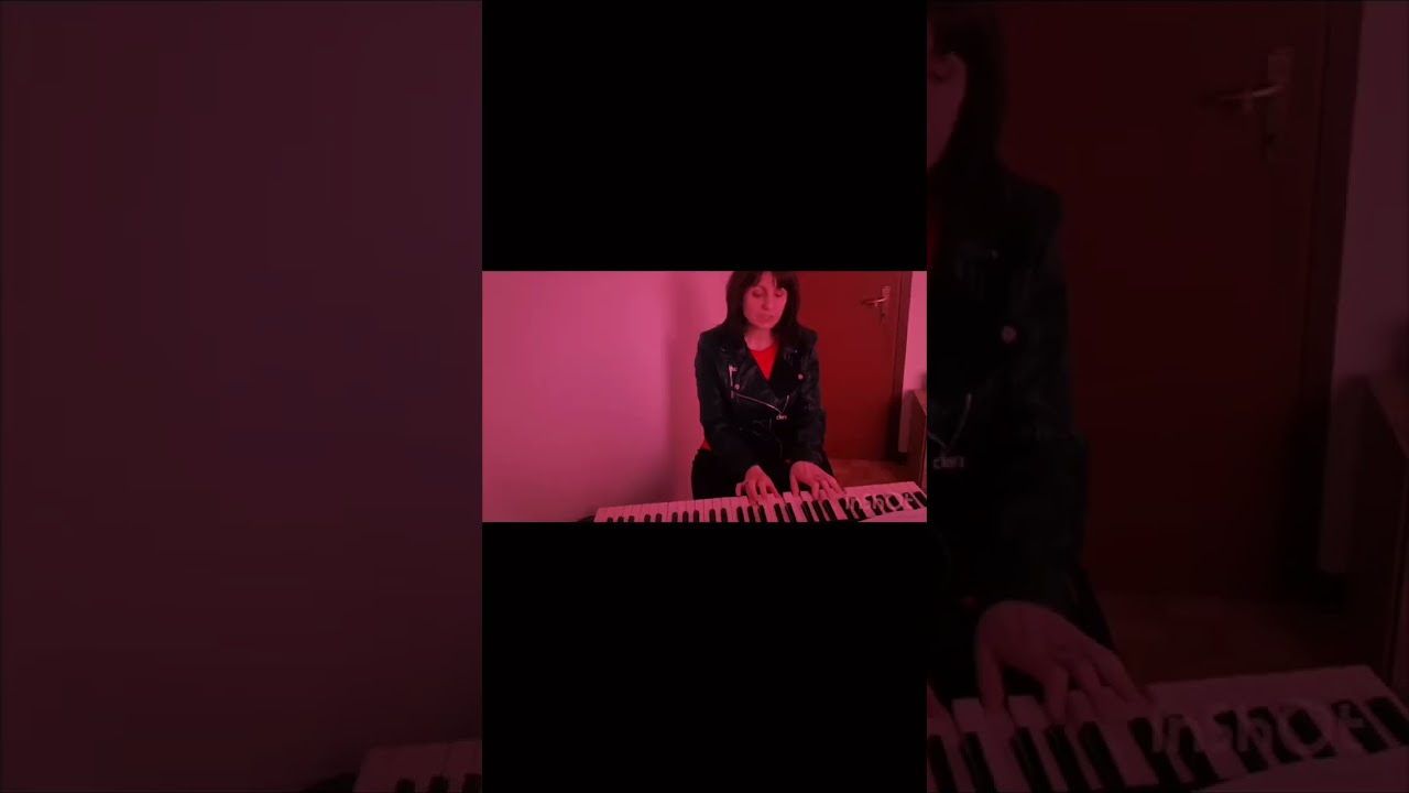 Creep - Radiohead cover Sabrina Cor