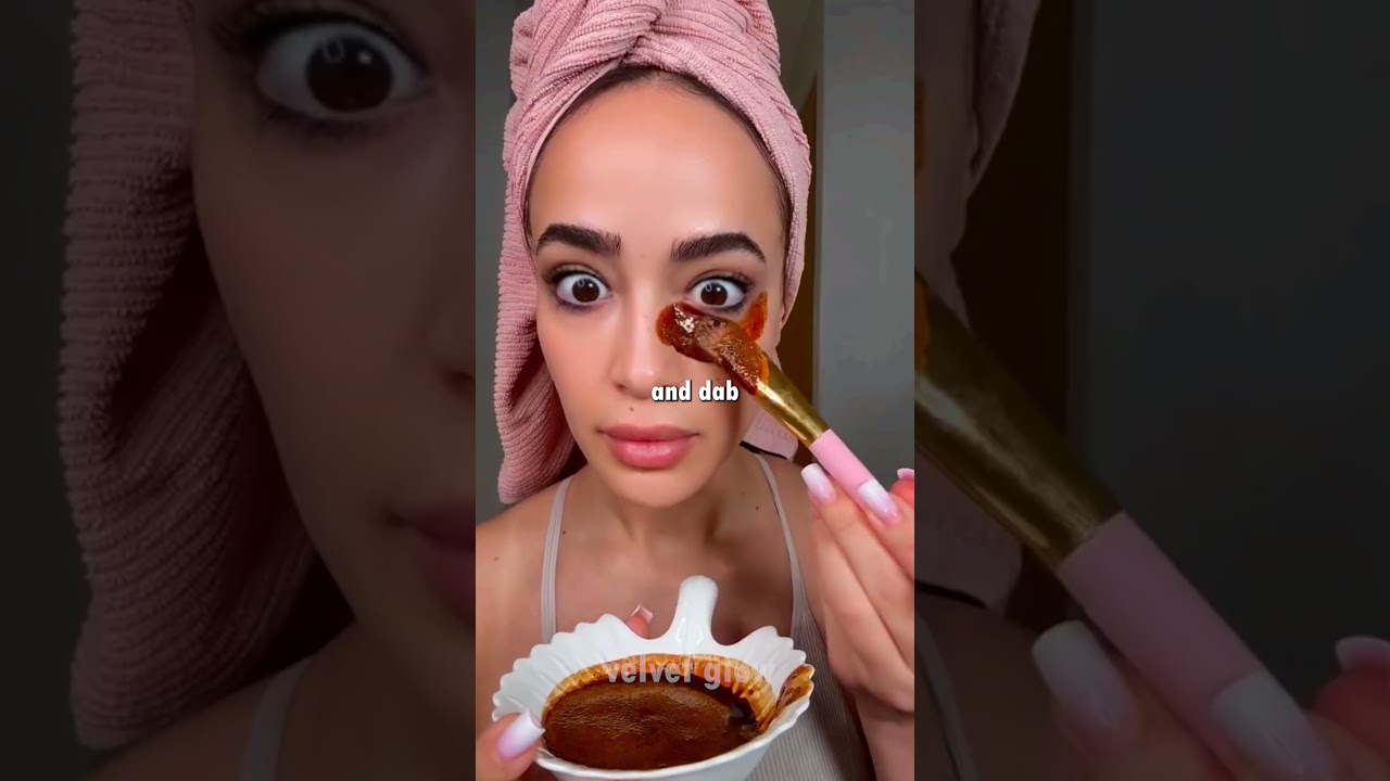 🌴✨ 4 Magical Coconut Oil Hacks for Glowing Skin & White Teeth 😍