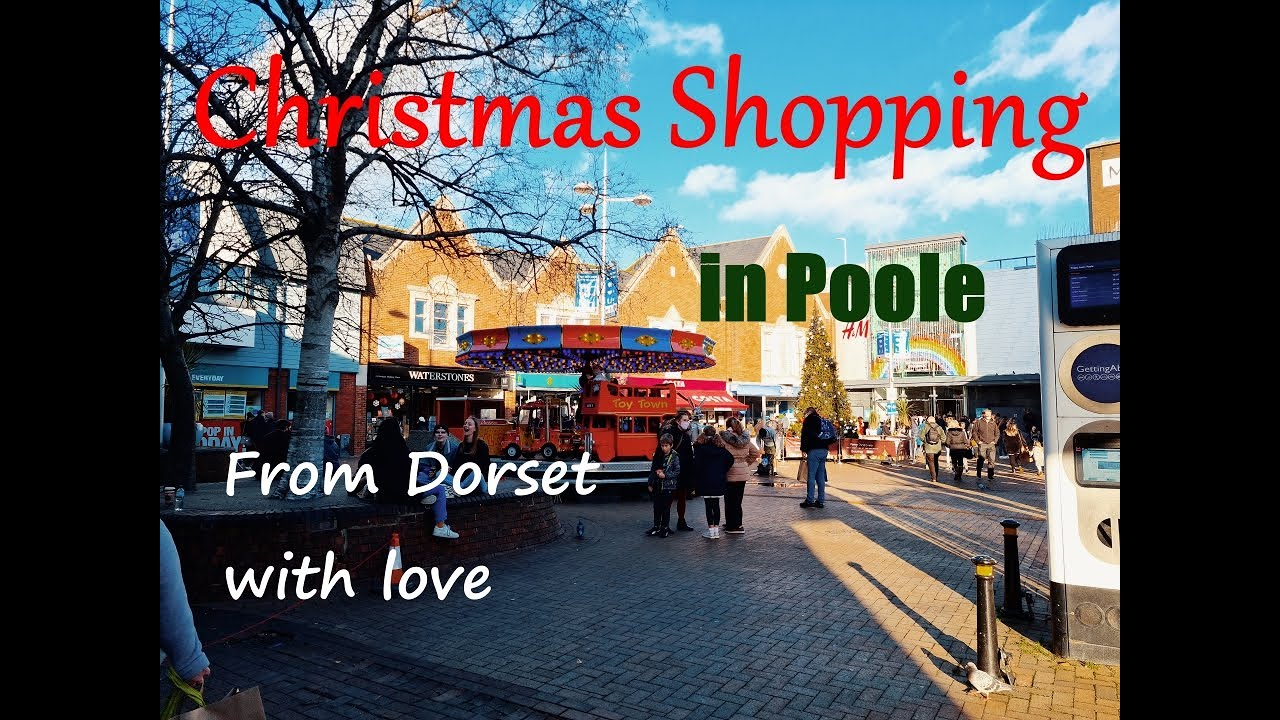 Walking around Festive Poole. Christmas Shopping Walk.